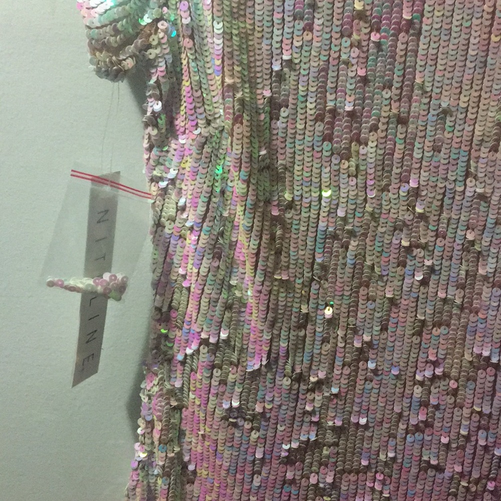Dress - Picture 3 of 3